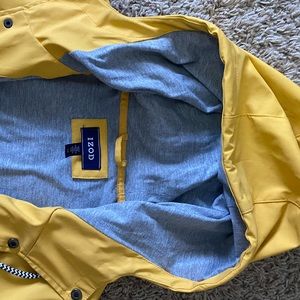 IZOD MENS RAIN JACKET